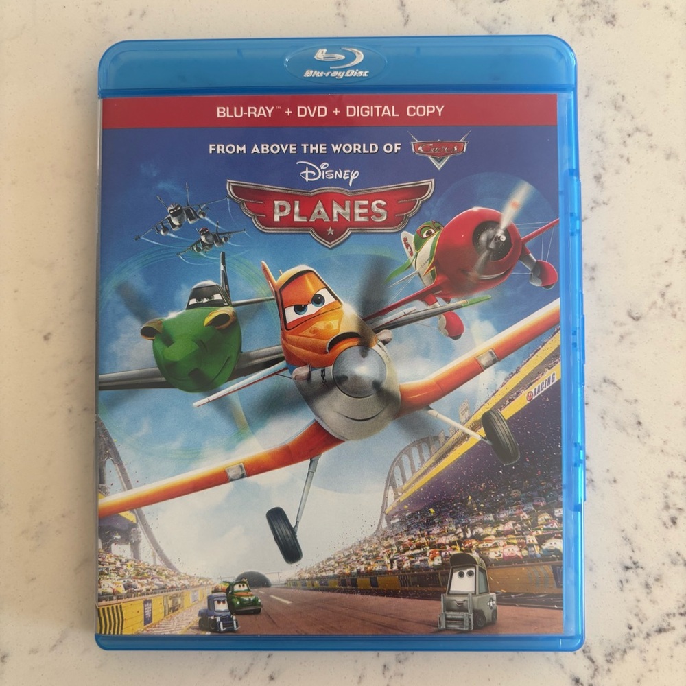 Disney Planes Blu-ray + DVD Combo Pack - Dusty Crophopper